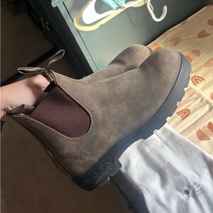 Brown Blundstones
